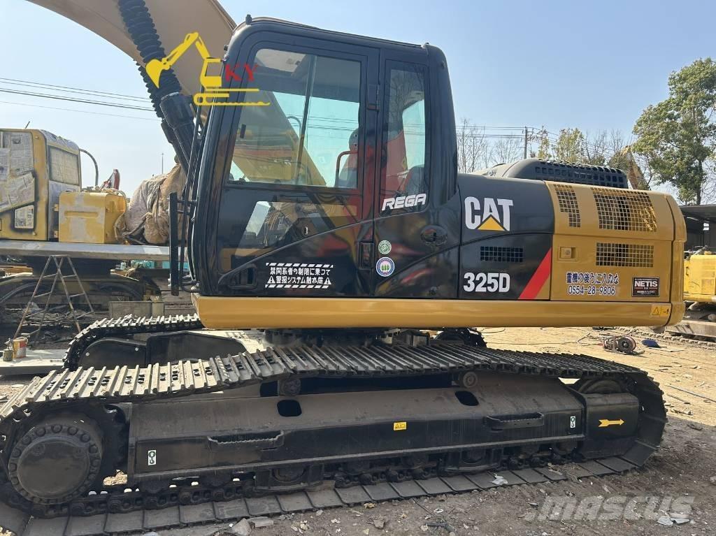 CAT 325 Koparki gąsienicowe