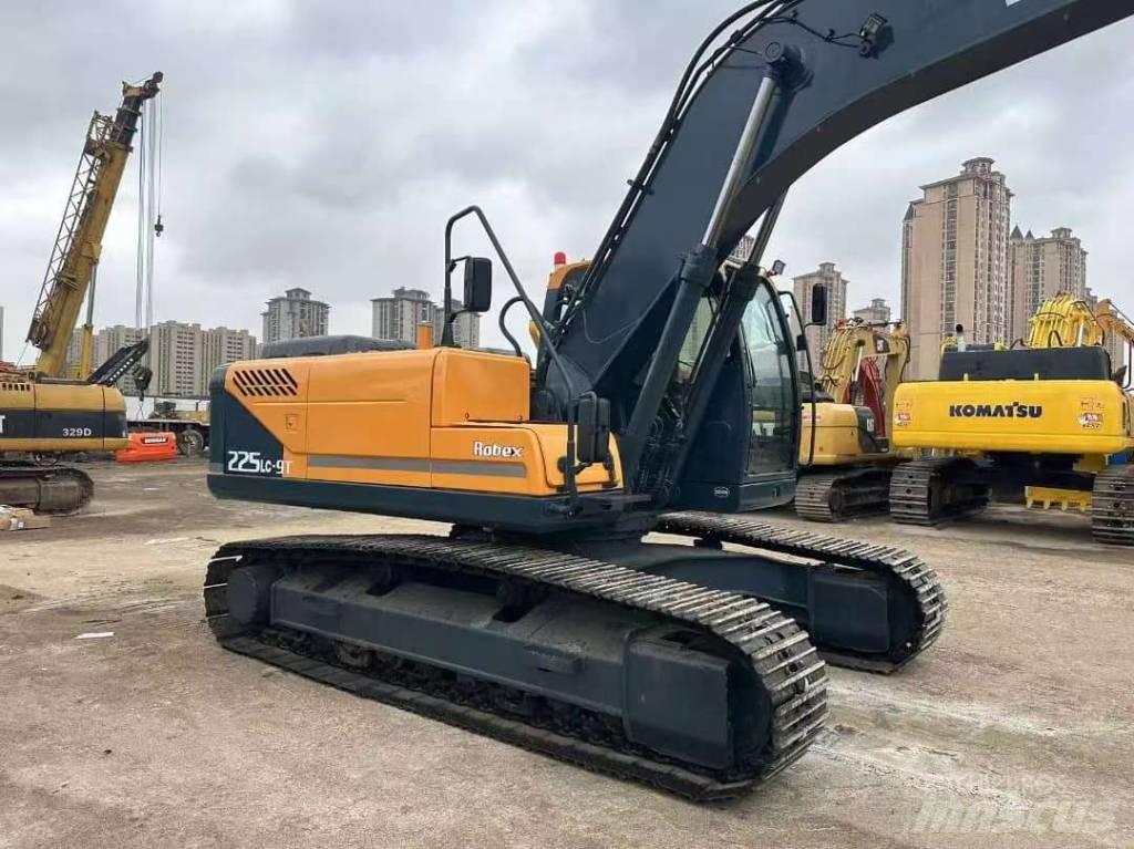 Hyundai 225LC-9T Koparki gąsienicowe