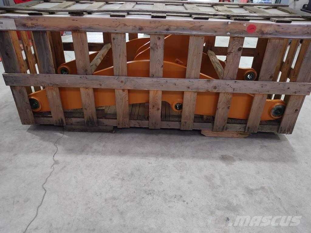 CASE 821G Wysięgniki i ramiona