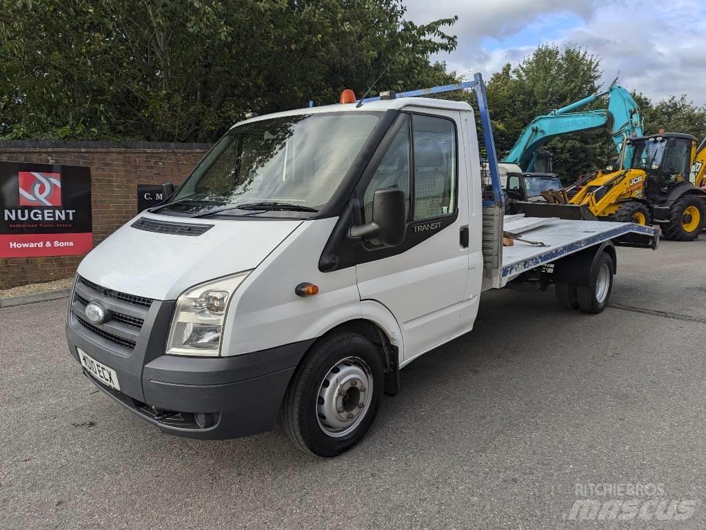 Ford Transit Inne