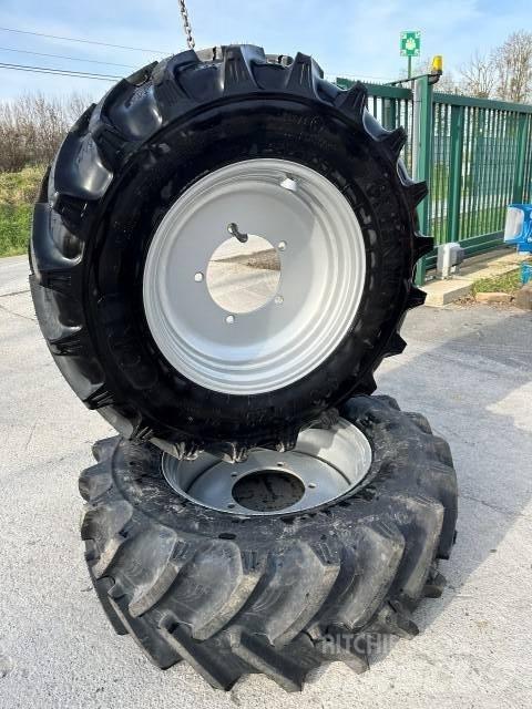  GREENEX 320/70R28 Opony, koła i felgi