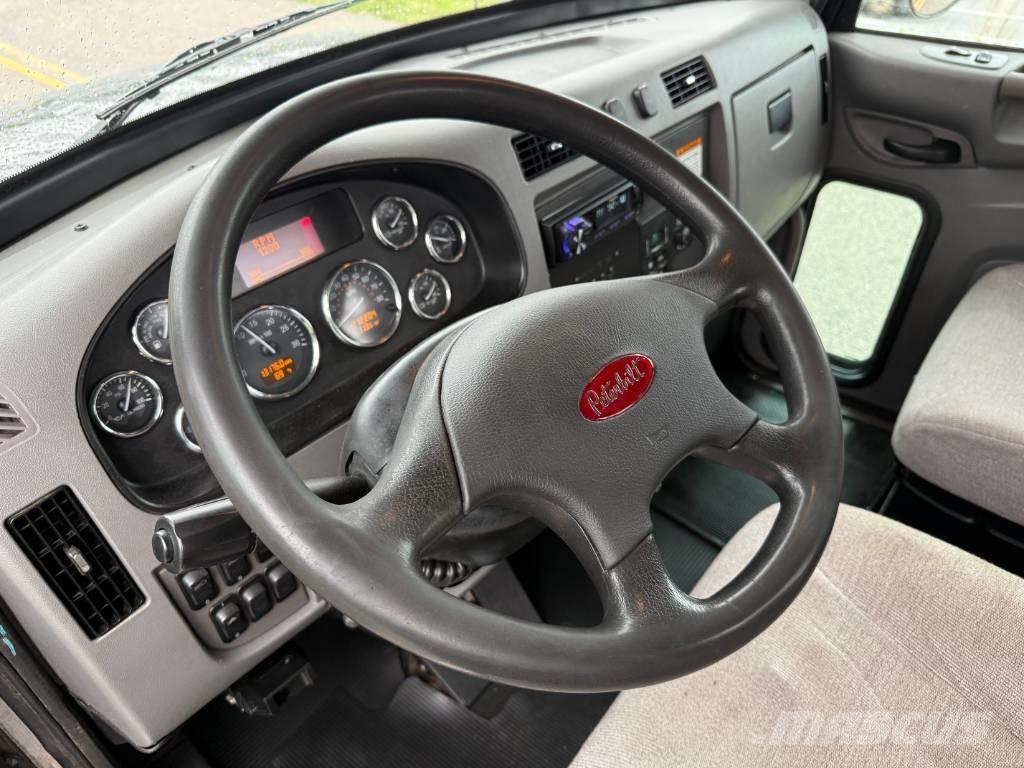 Peterbilt 348 Samochody ratownicze pomocy drogowej