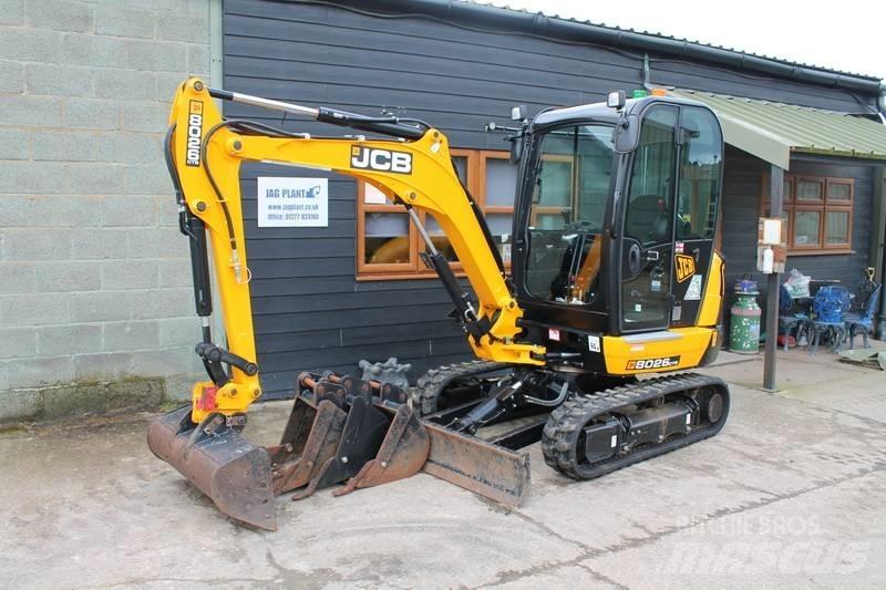 JCB 8026 CTS Minikoparki