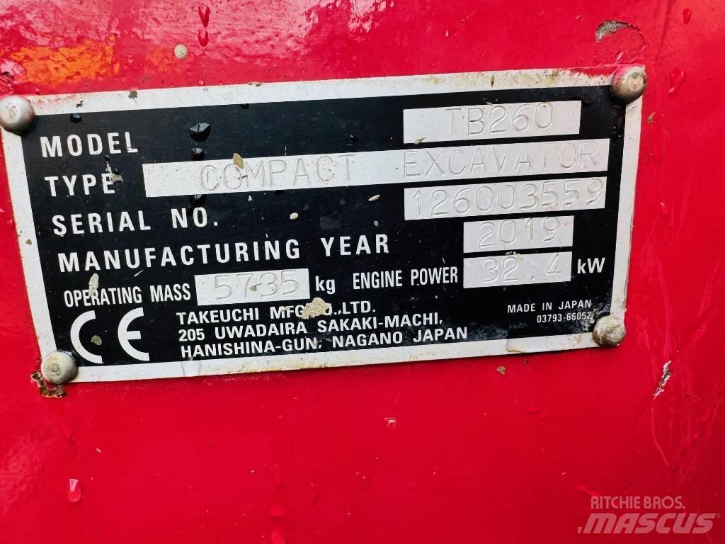 Takeuchi TB 260 Minikoparki