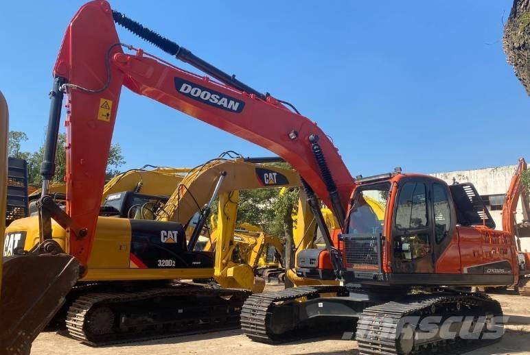 Doosan DX225 Koparki gąsienicowe