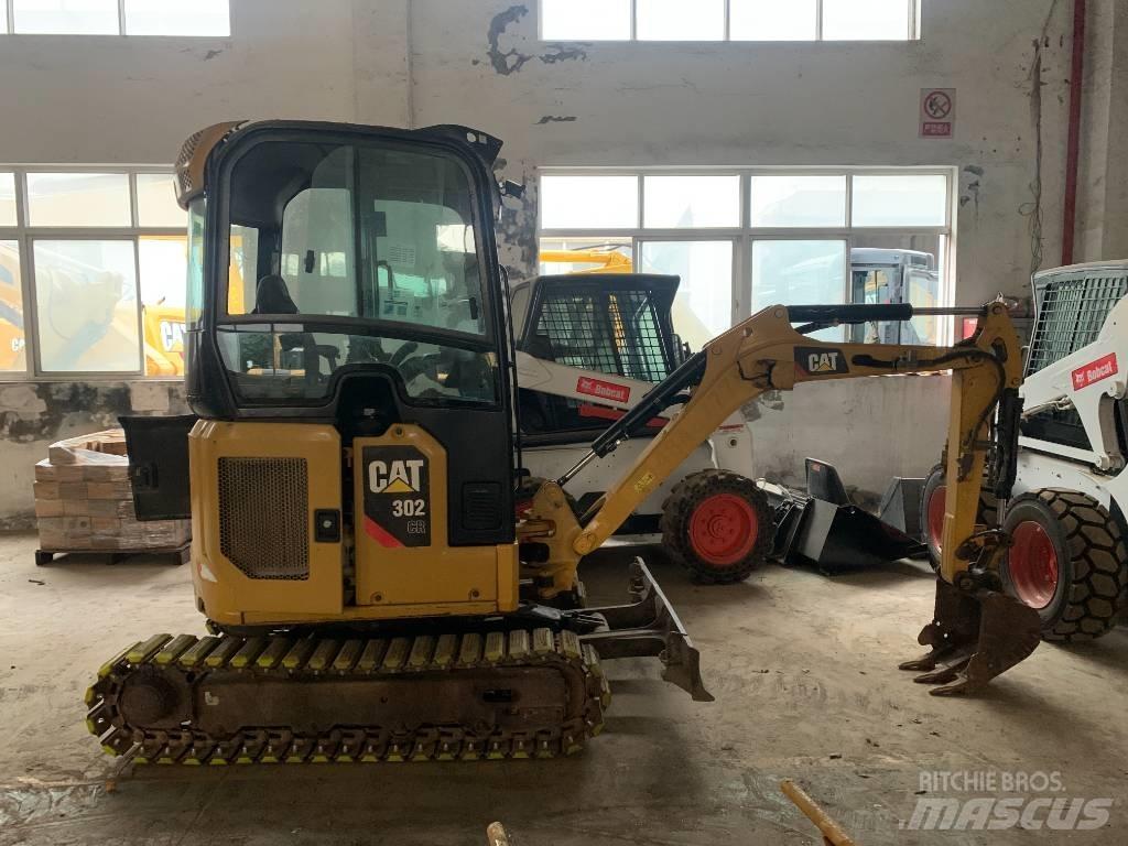 CAT 302 Koparki gąsienicowe