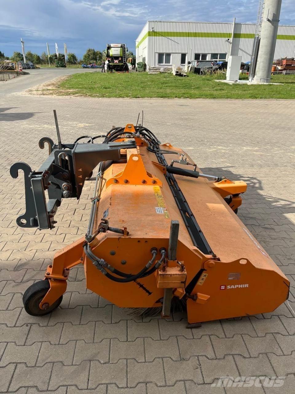 Saphir PKM 29 Zamiatarki - Zgarniarki - Odśnieżarki