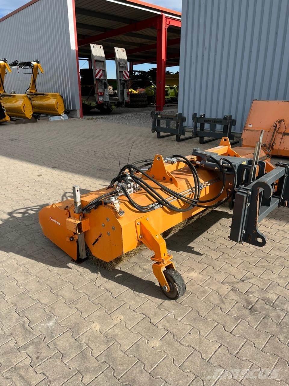 Saphir PKM 29 Zamiatarki - Zgarniarki - Odśnieżarki