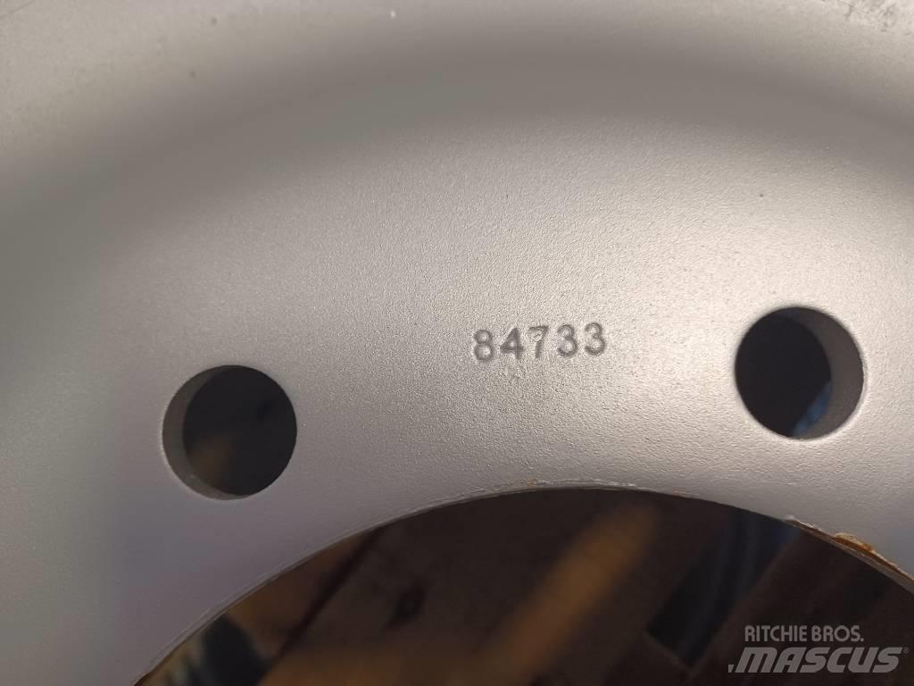 GKN 20x28 vanteet Opony, koła i felgi