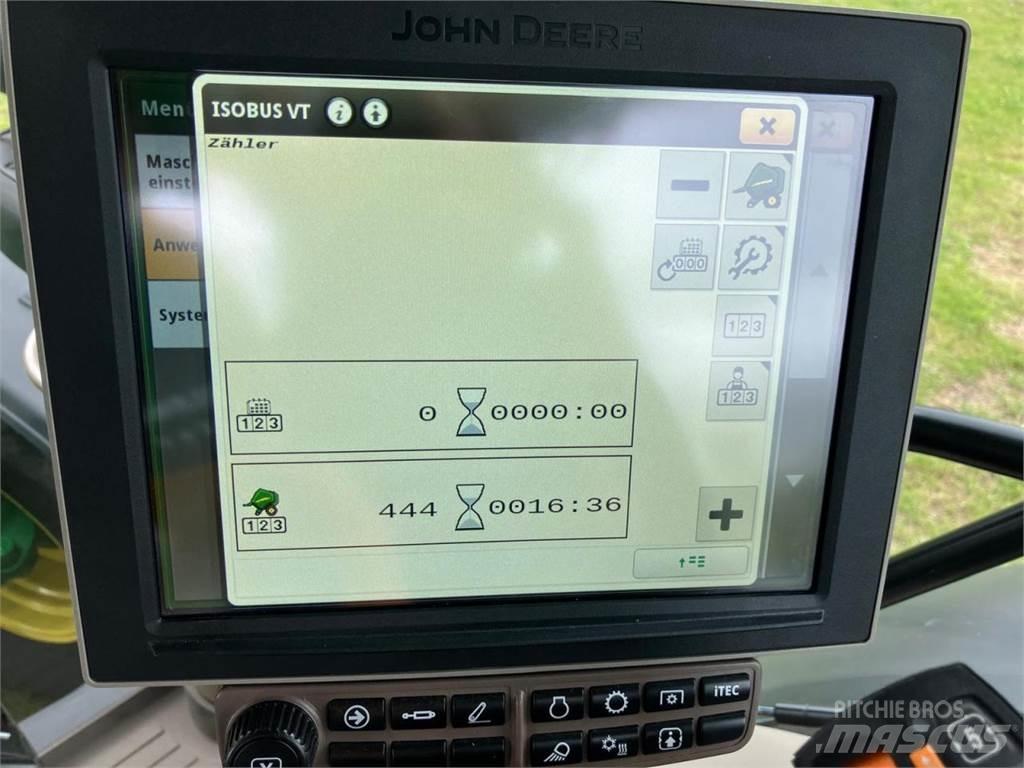 John Deere V461M Prasy zwijające