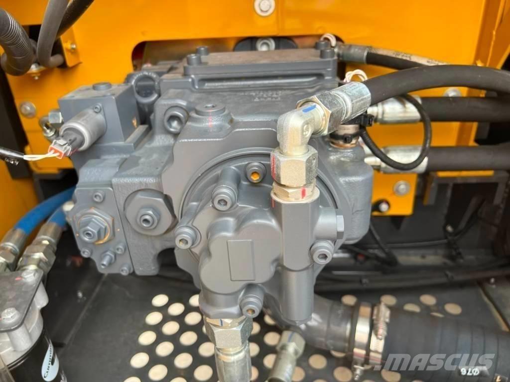 XCMG XE135GA Koparki gąsienicowe
