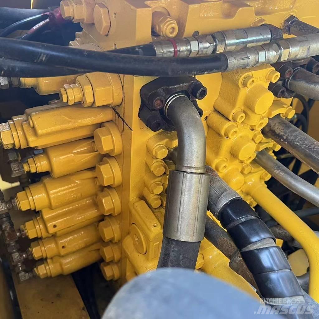 Komatsu PC 240 Koparki gąsienicowe