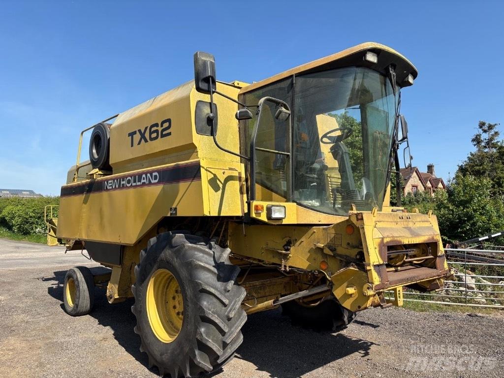New Holland TX 62 Kombajny zbożowe