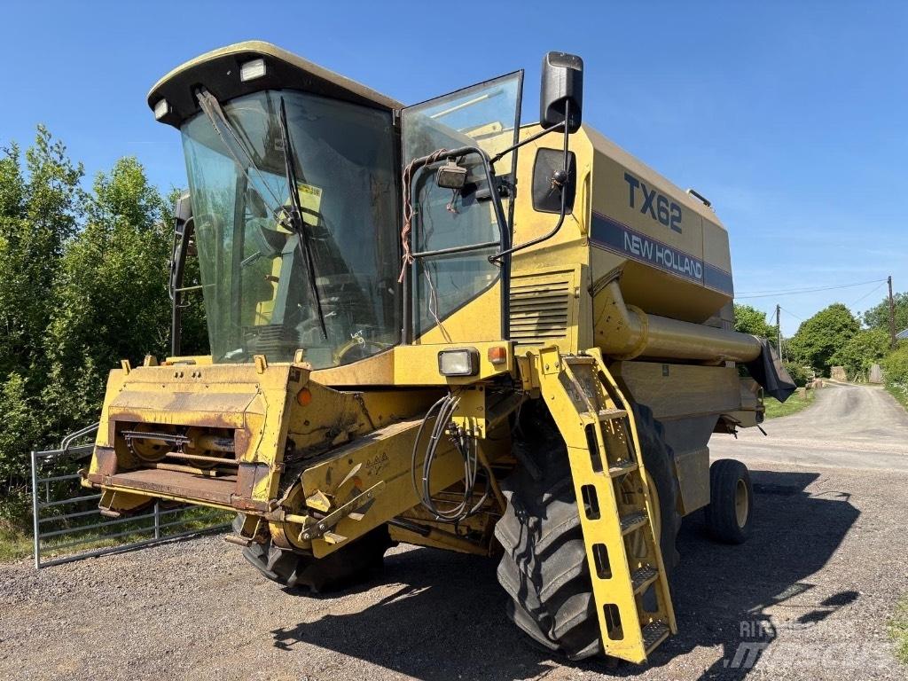 New Holland TX 62 Kombajny zbożowe