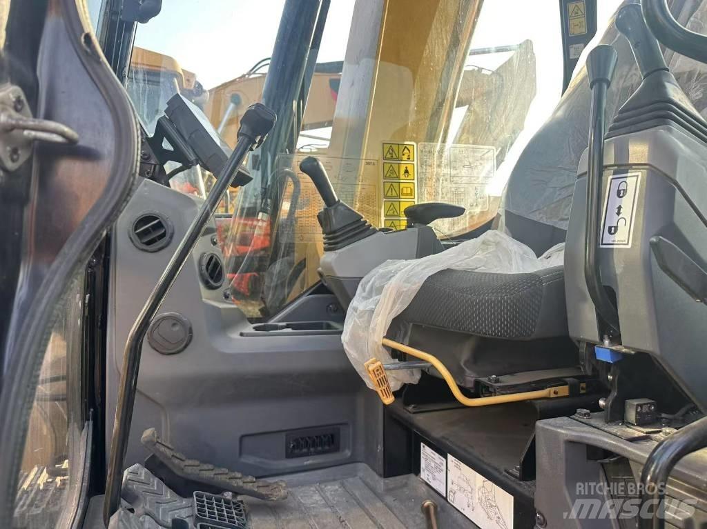 CAT 307.5 Minikoparki