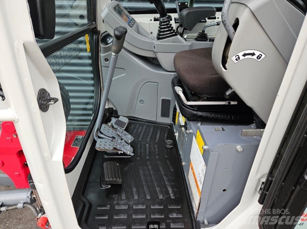 Takeuchi TB 225 Minikoparki