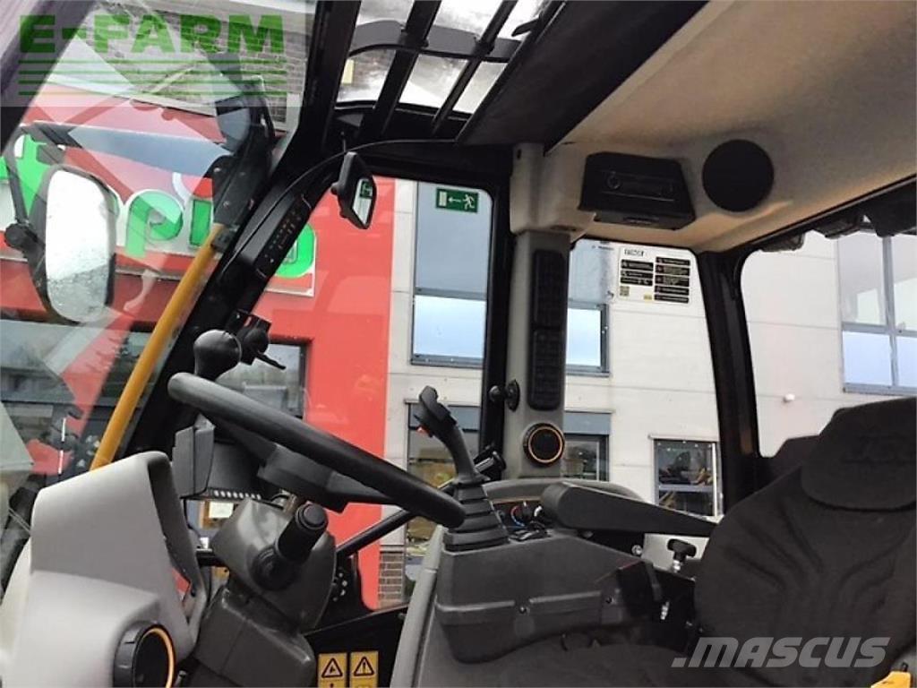 JCB tm 420 agri Minikoparki