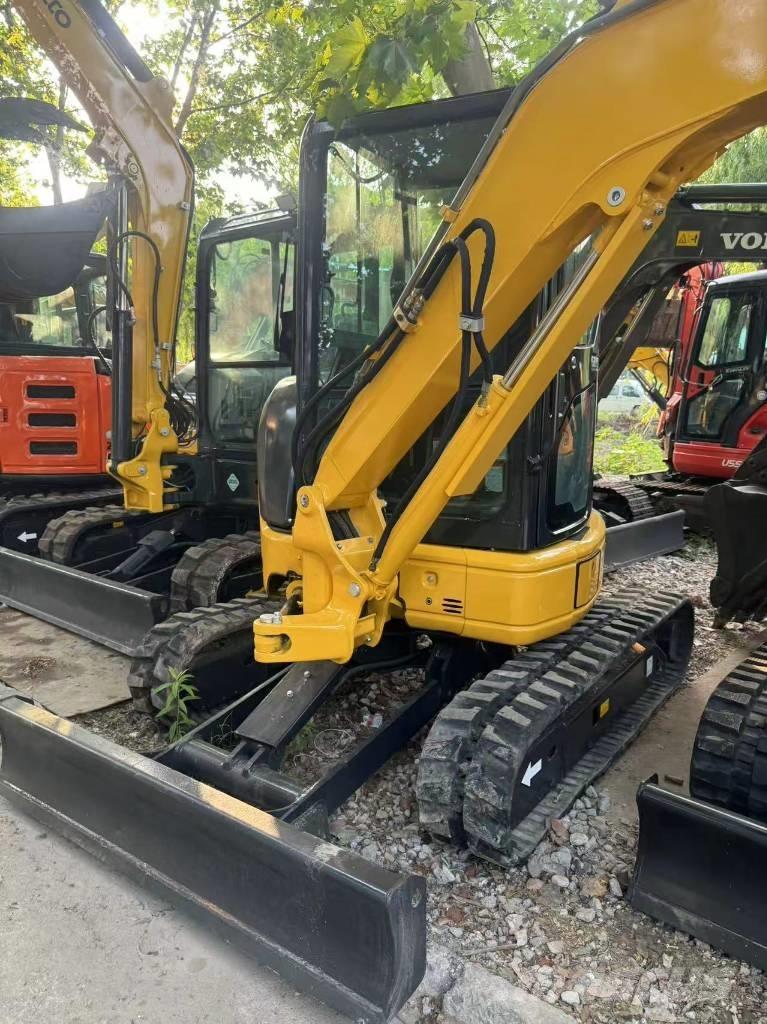 Komatsu PC 35 MR-3 Minikoparki