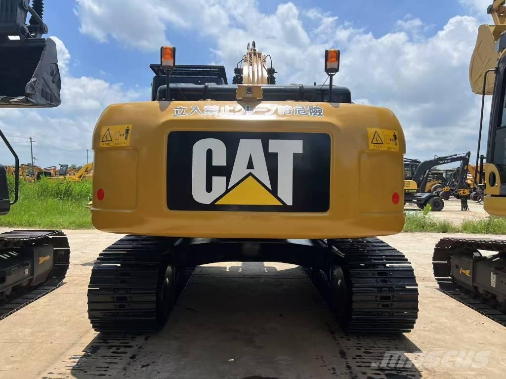 CAT 323 D Koparki gąsienicowe
