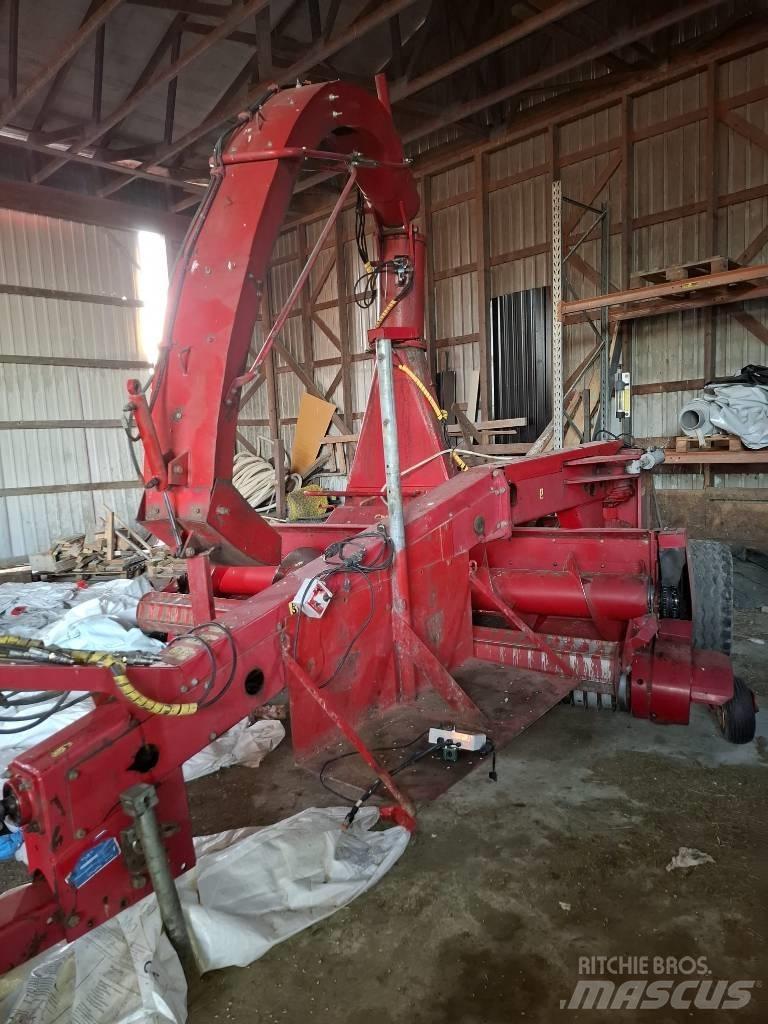 JF 1350 Kombajny silosowe