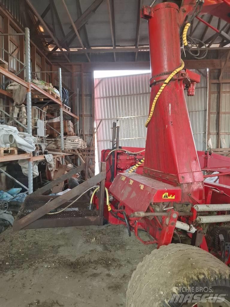 JF 1350 Kombajny silosowe