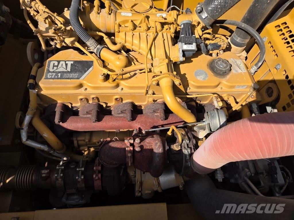 CAT 330FL Koparki gąsienicowe