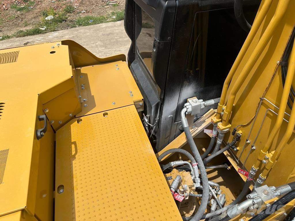 CAT 330 Koparki gąsienicowe