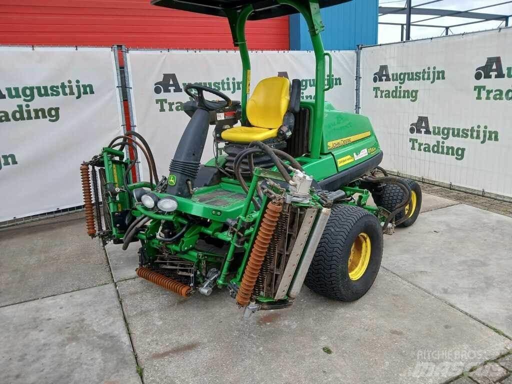 John Deere 8700 A Kosiarki ogrodowe