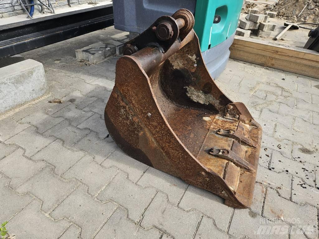 Takeuchi TB 235 Minikoparki