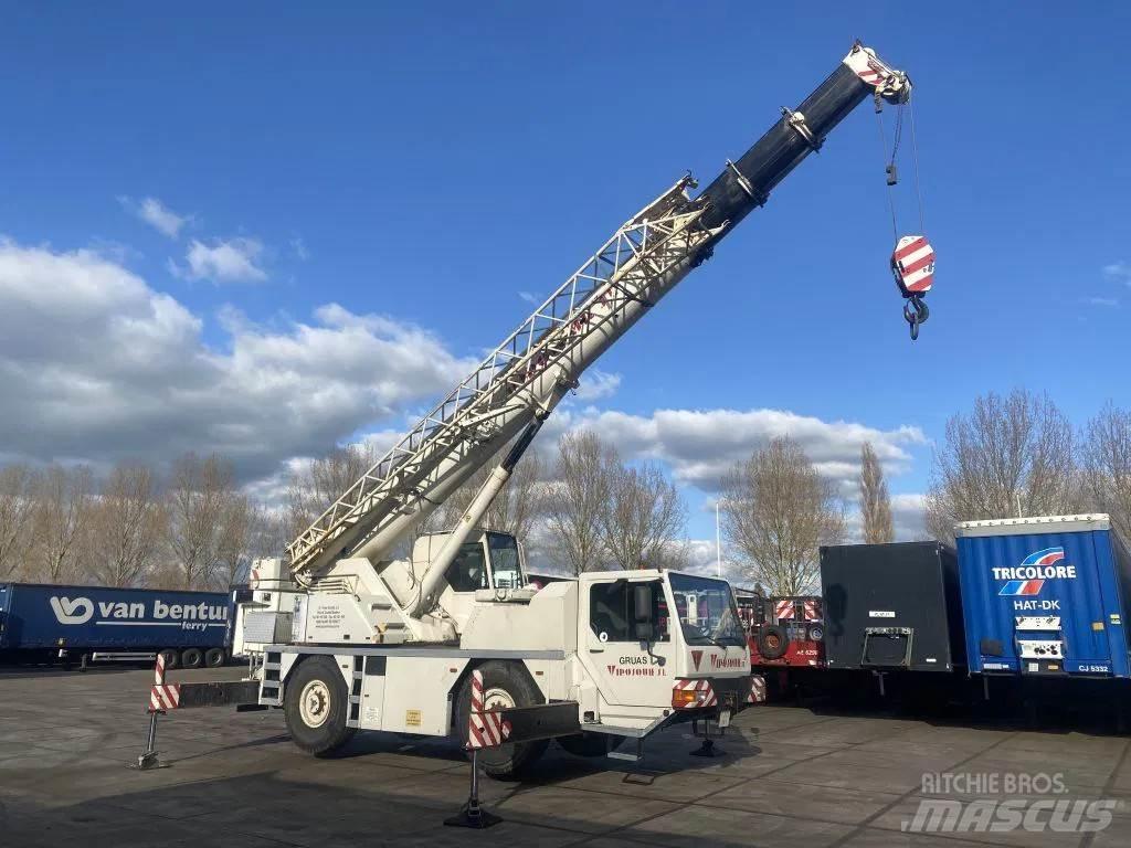 Liebherr LTM1030 Żurawie szosowo-terenowe