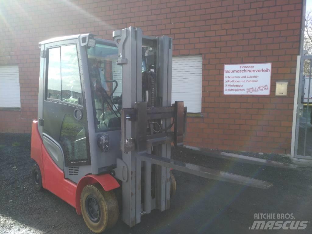 Jungheinrich TFG 320 Wózki LPG