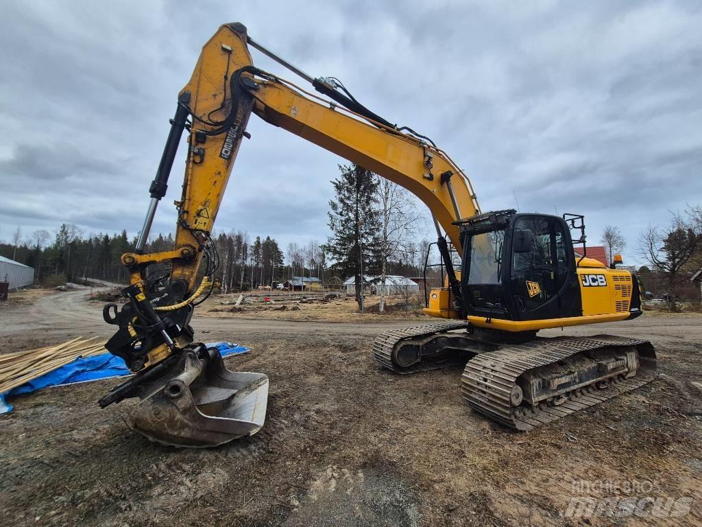 JCB 220 Koparki gąsienicowe