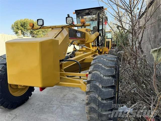 CAT 140 H Równiarki