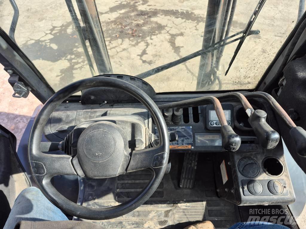 Toyota 8 FGU 30 Wózki widłowe inne