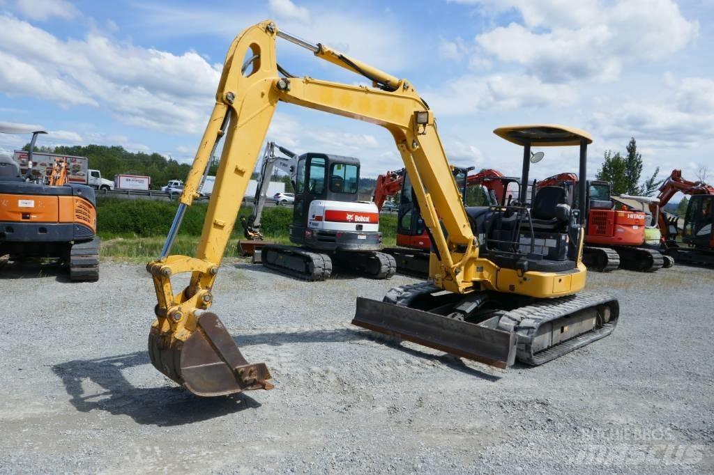 Komatsu PC 55 MR-3 Minikoparki