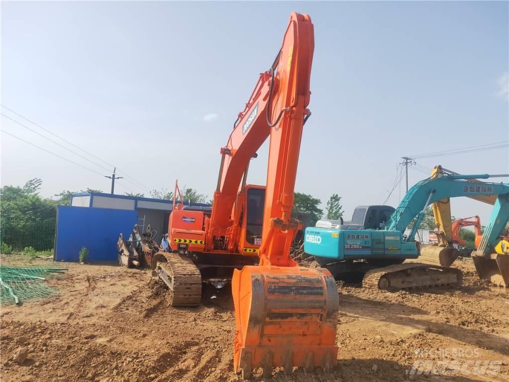 Doosan DH 220 LC-7 Koparki gąsienicowe