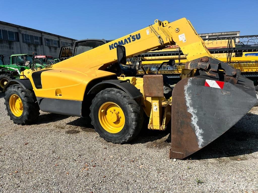 Komatsu WH 713 Ładowarki teleskopowe