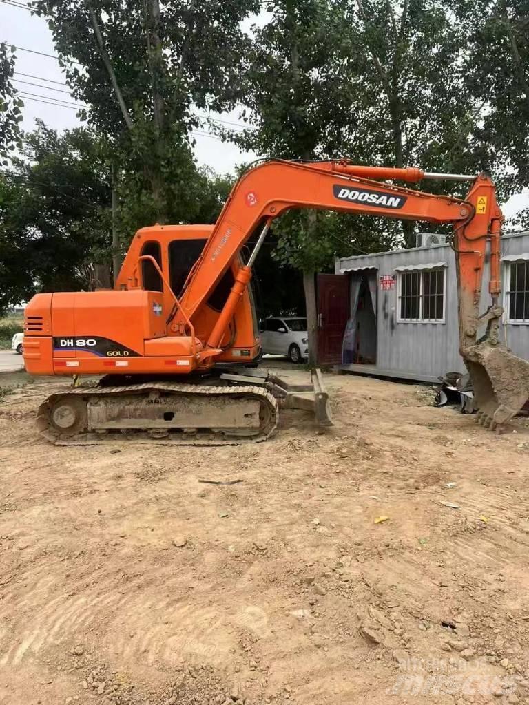 Doosan DH 80 Koparki gąsienicowe