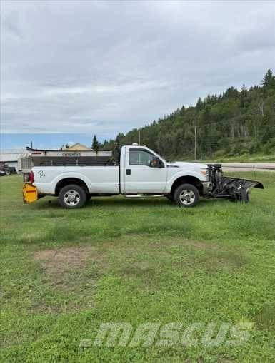 Ford F 350 Inne