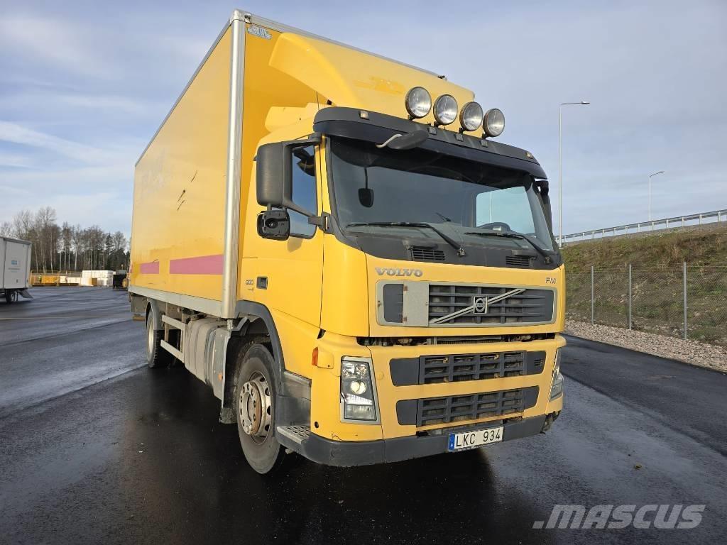 Volvo FM 300 Samochody ciężarowe ze skrzynią zamkniętą