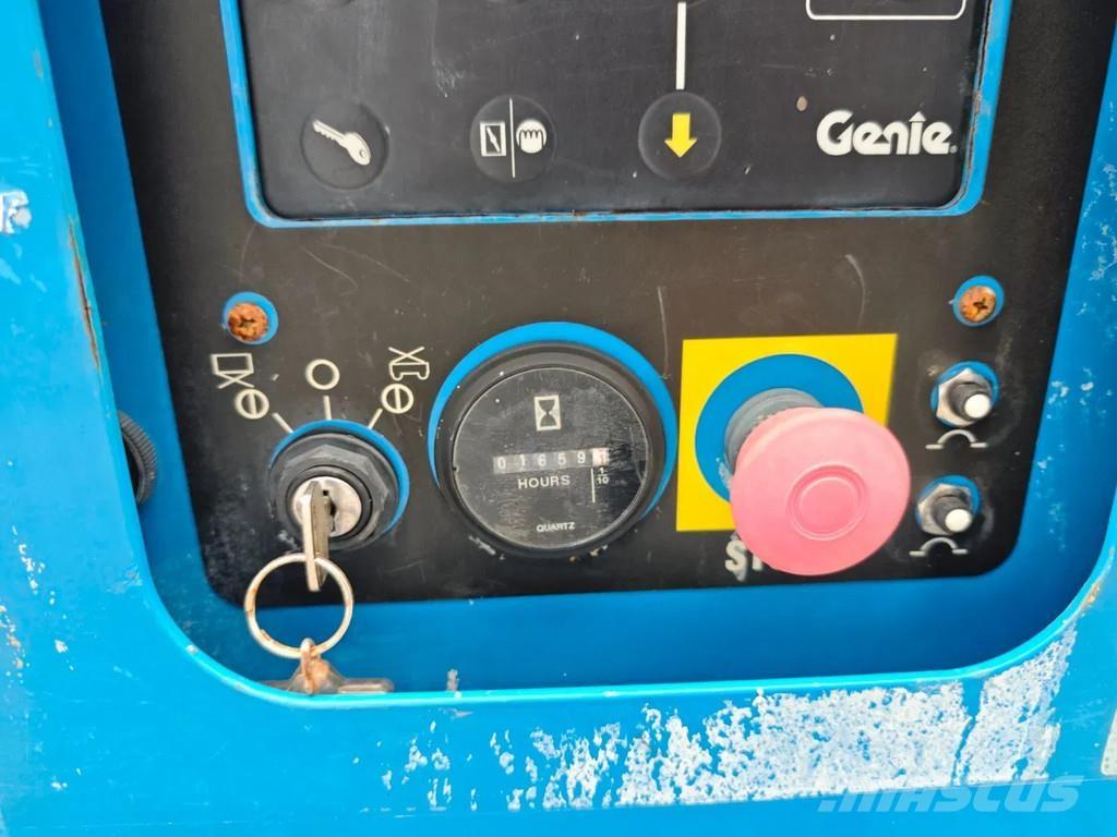 Genie GS 3369 4x4 Podnośniki nożycowe