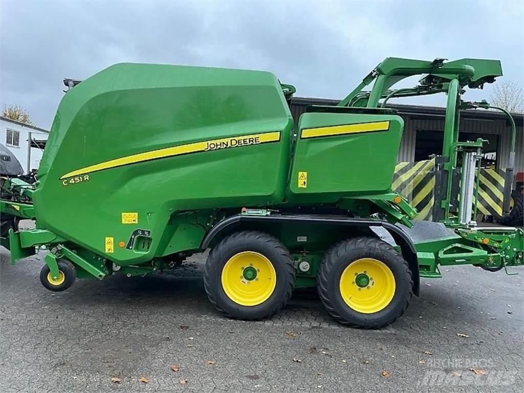 John Deere C451R Prasy zwijające