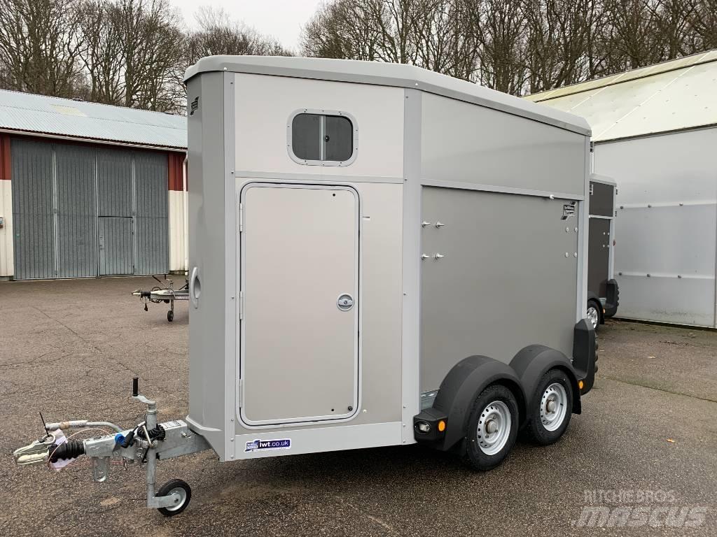 Ifor Williams HB403 Przyczepy do przewozu zwierząt