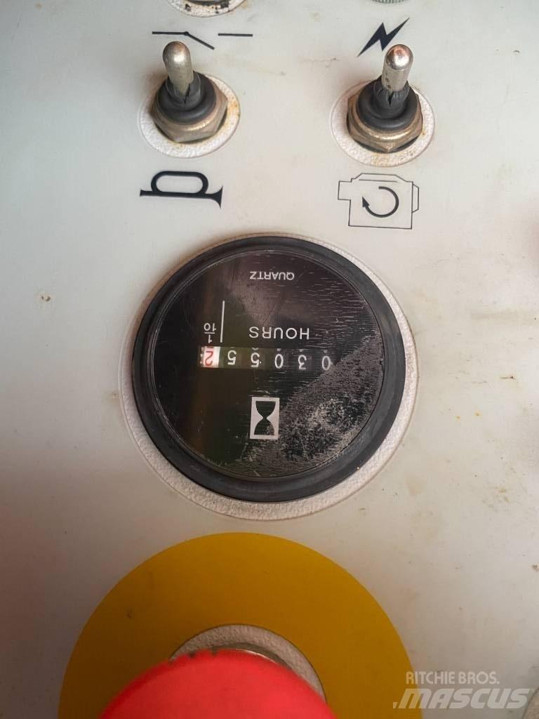 HAB T 16 JD4WD Podnośniki teleskopowe