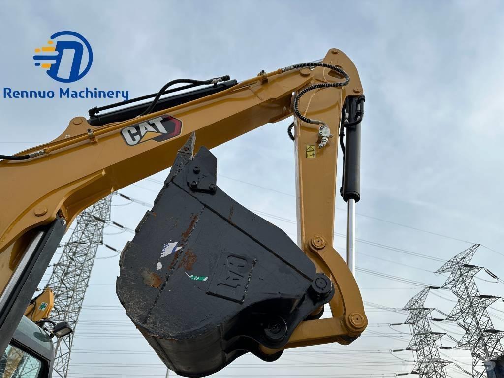 CAT 306E with rubber Minikoparki