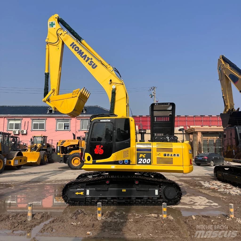 Komatsu PC 200-8 Koparki gąsienicowe
