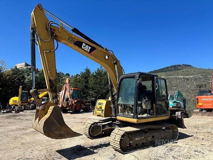 CAT 311C Koparki specjalne
