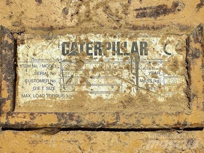 CAT 311C Koparki specjalne