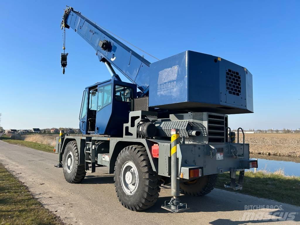 Grove RT 540 E Żurawie terenowe