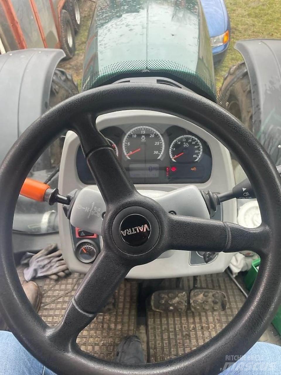Valtra T 174 E Ciągniki rolnicze